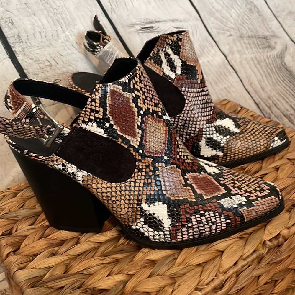 New Qupid snake print slingback heeled booties